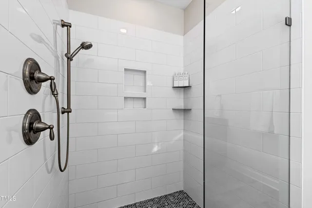 $1,149,999 | 3209 Bryant Falls Court, Raleigh, NC 27613