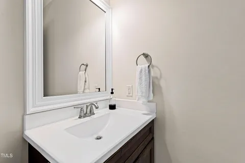 $1,135,000 | 3209 Bryant Falls Court, Raleigh, NC 27613