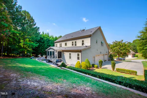 $1,135,000 | 3209 Bryant Falls Court, Raleigh, NC 27613