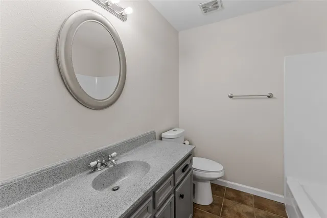 $1,850 | 903 East Logan Street, Round Rock, TX 78664