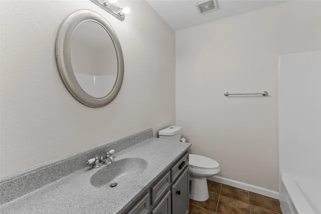 $1,850 | 903 East Logan Street, Round Rock, TX 78664