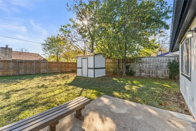 $1,850 | 903 East Logan Street, Round Rock, TX 78664