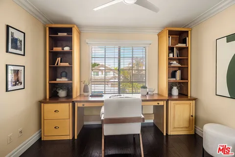 $1,369,000 | 350 Anzio Way, Oak Park, CA 91377