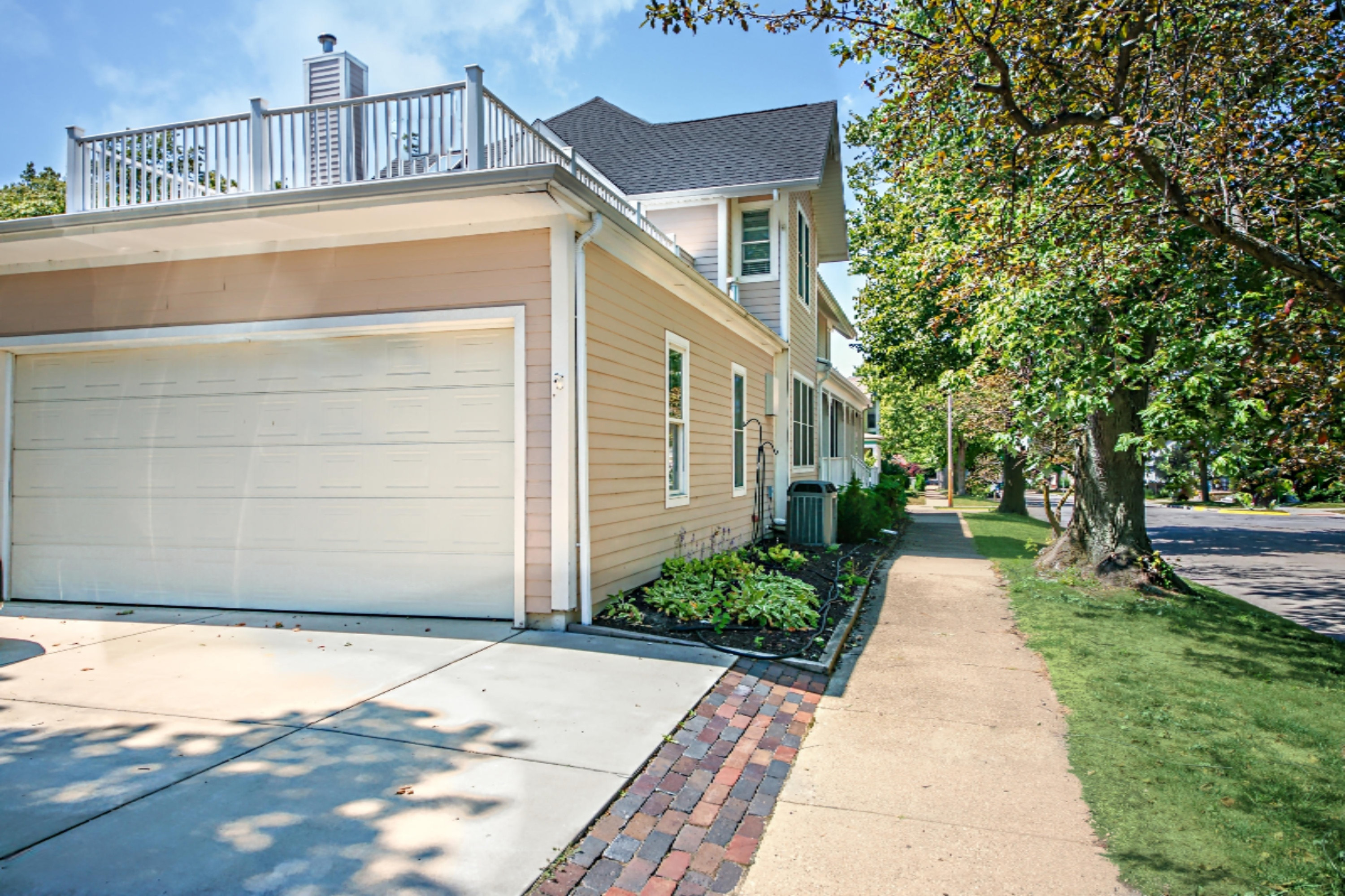 903 State Street St. Joseph, MI 49085 - Photo 29 of 41 DSC00485_pe-2