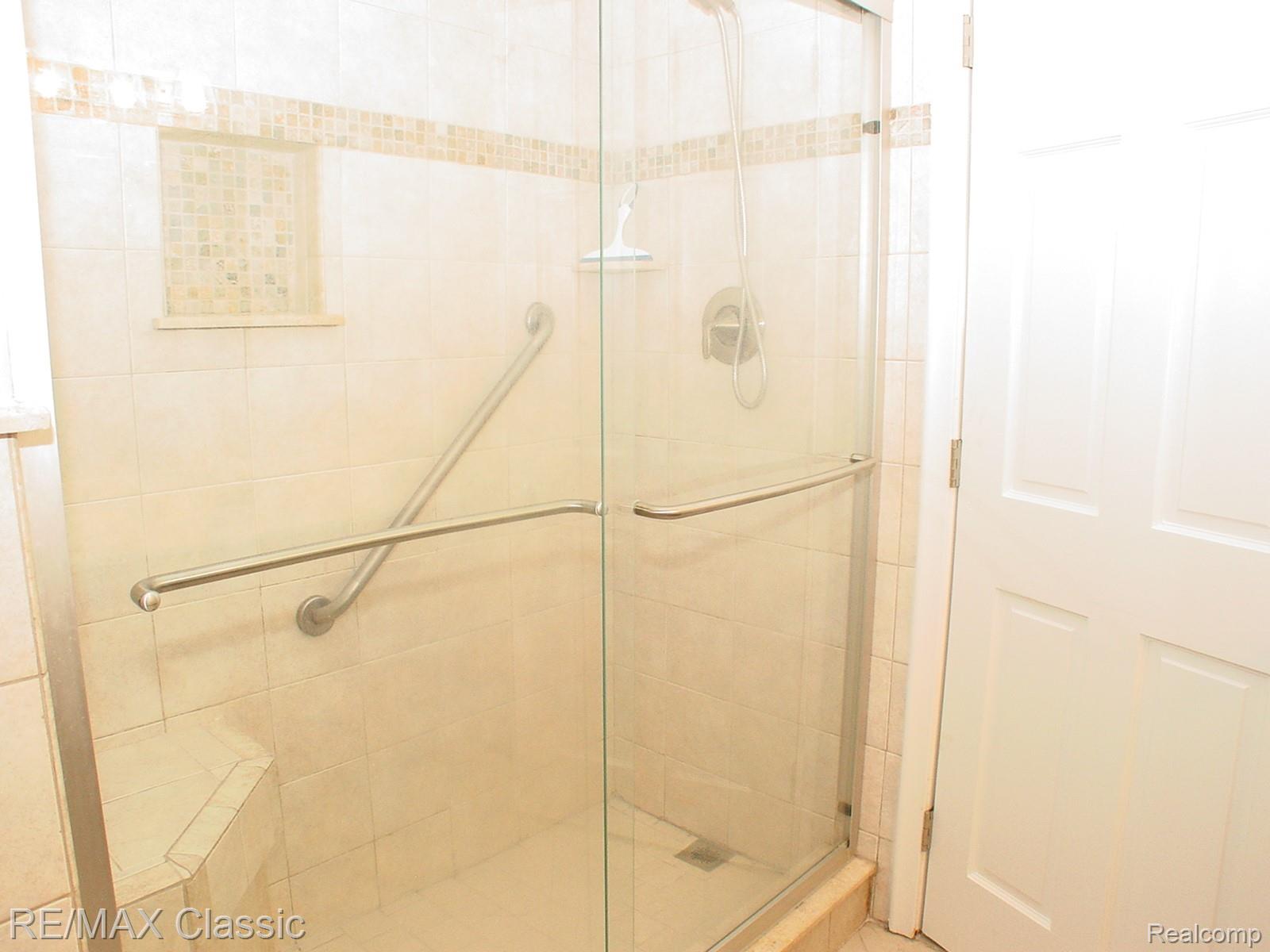 47605 Powell Road Plymouth, MI 48170 - Photo 20 of 25 DSC02470.JPG