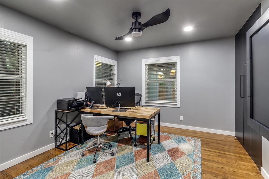 6566 Ridgeview Circle Dallas, TX 75240 - Photo 28 of 39 a workspace with chandelier