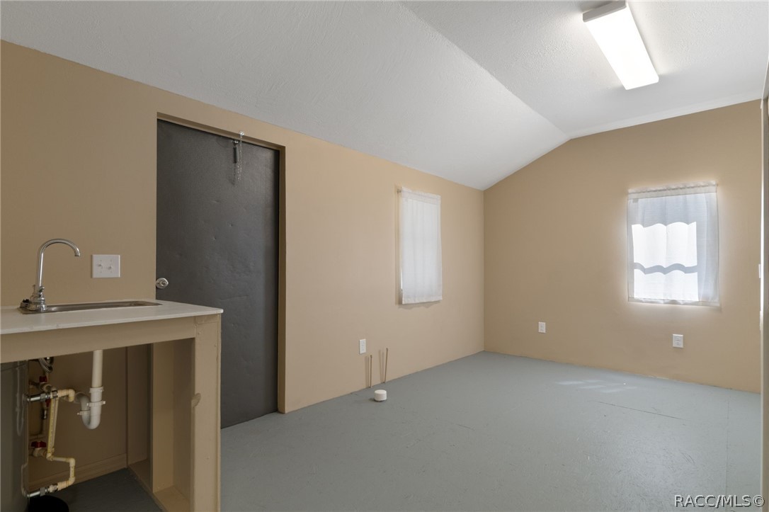 4530 South Florida Avenue Inverness, FL 34450 - Photo 46 of 100 a view of an empty room with a window