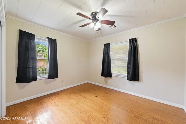 $189,999 | 407 North Hebert Avenue, Kaplan, LA 70548