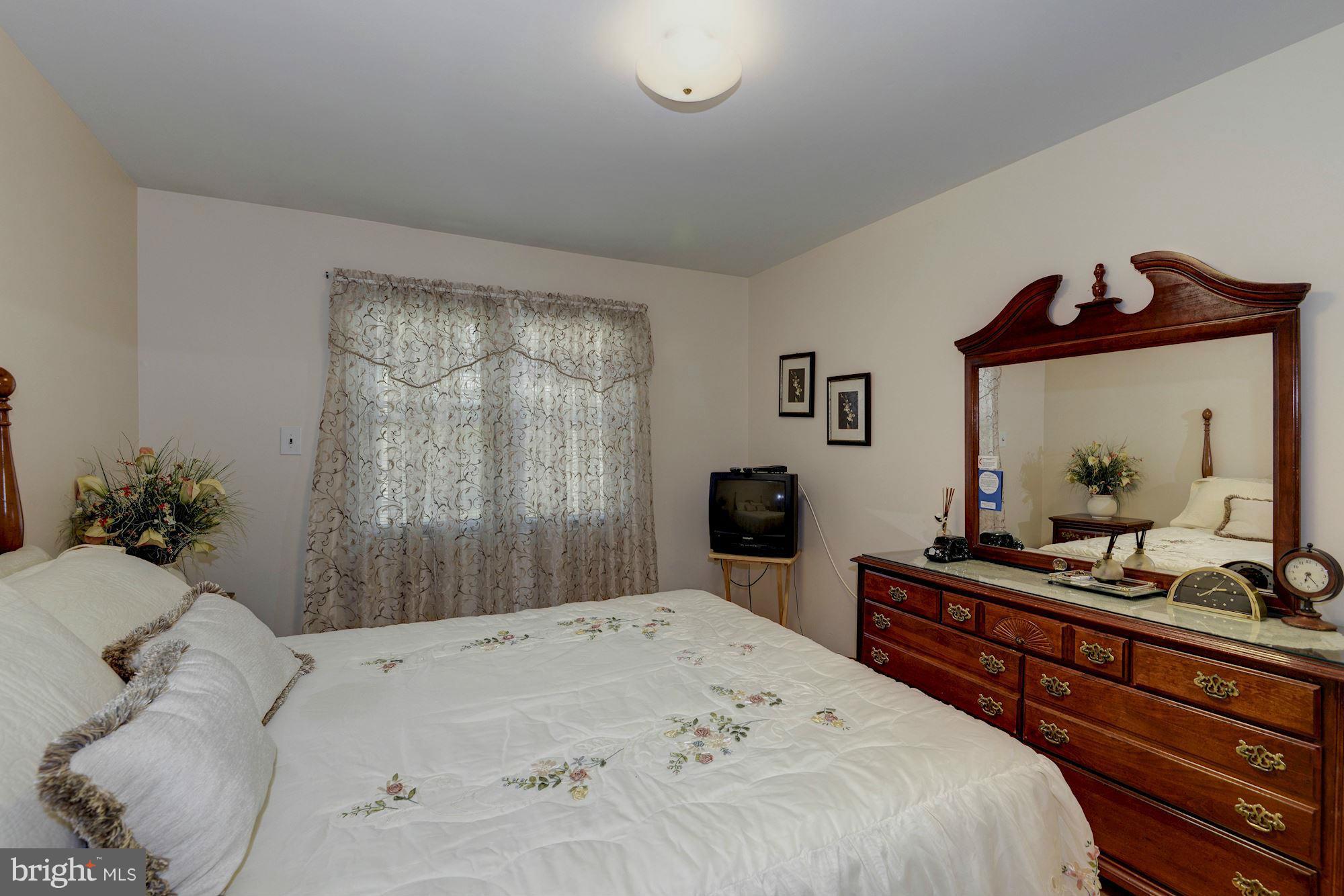 1701 Billman Lane Silver Spring, MD 20902 - Photo 24 of 30 Bedroom