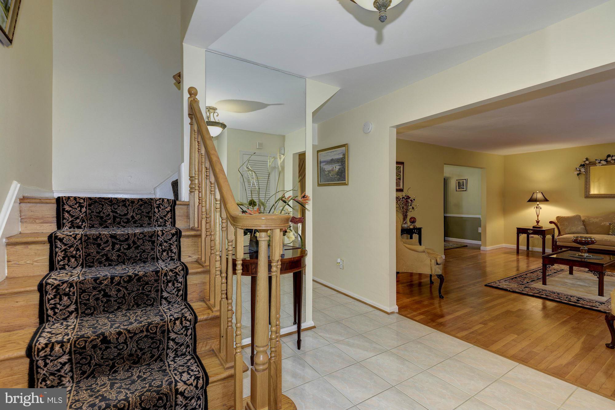 1701 Billman Lane Silver Spring, MD 20902 - Photo 4 of 30 Interior (General)