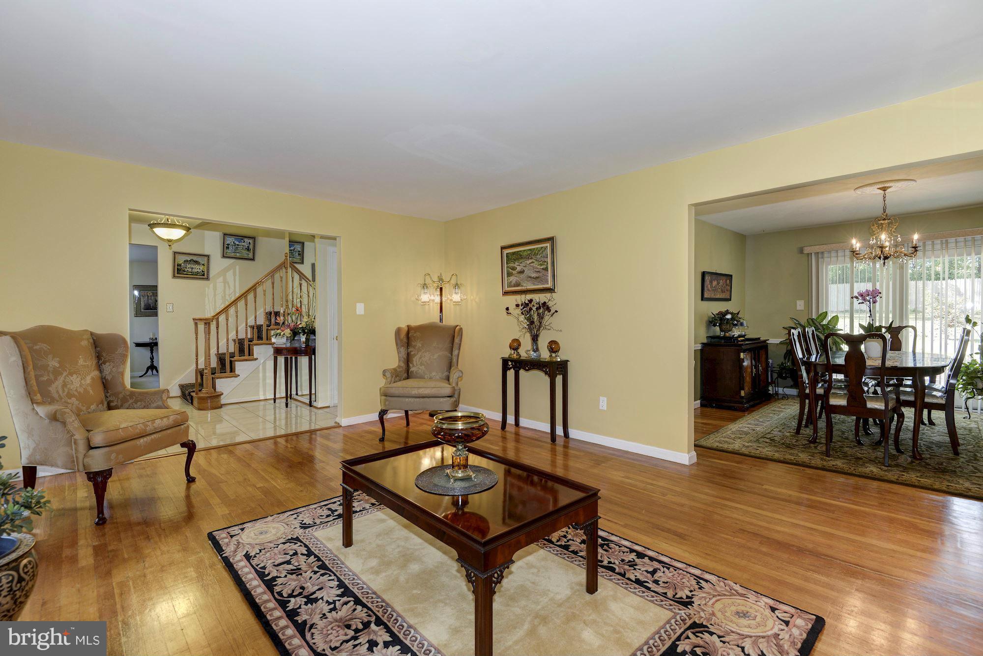 1701 Billman Lane Silver Spring, MD 20902 - Photo 7 of 30 Living Room