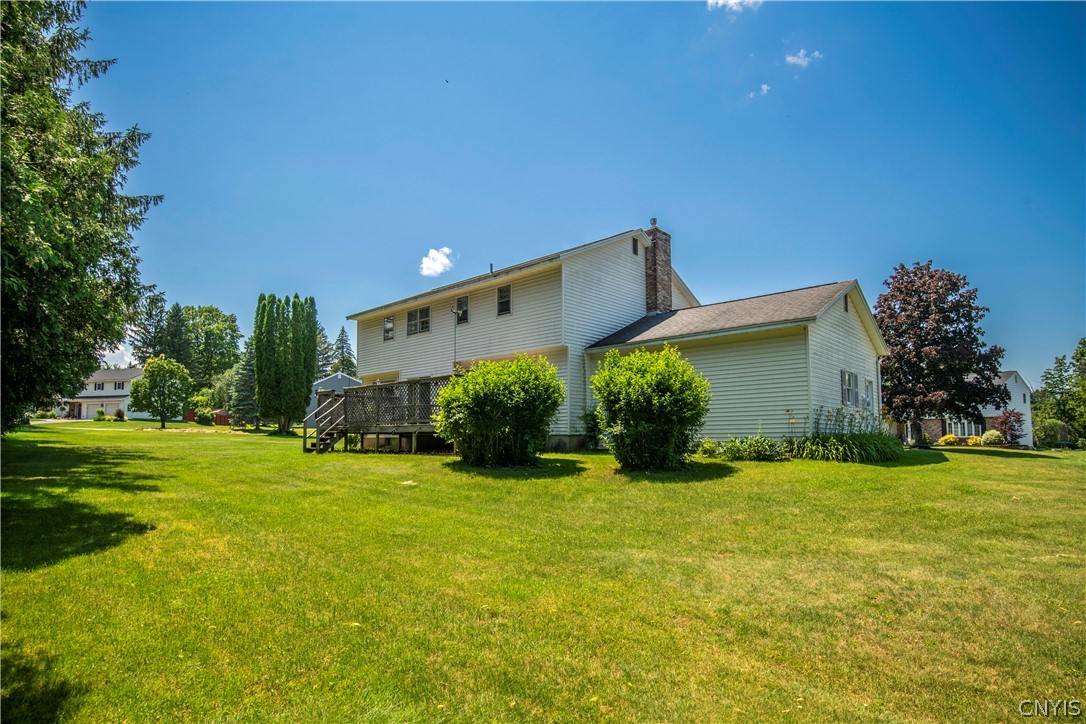 65 Woodberry Road New Hartford, NY 13413 - Photo 8 of 49