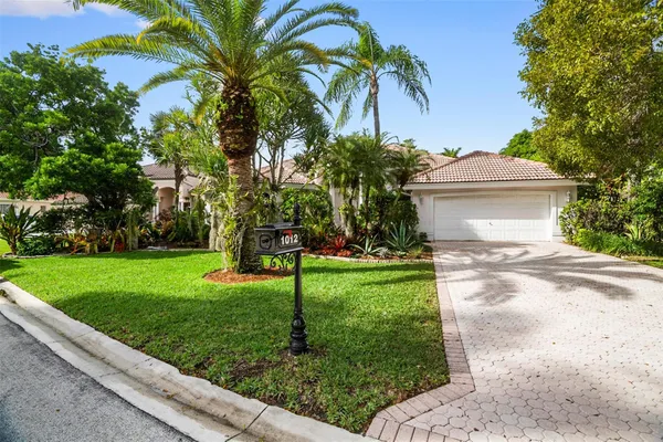 $6,500 | 1012 Southwest 156th Avenue, Pembroke Pines, FL 33027