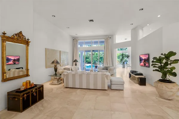 $6,500 | 1012 Southwest 156th Avenue, Pembroke Pines, FL 33027