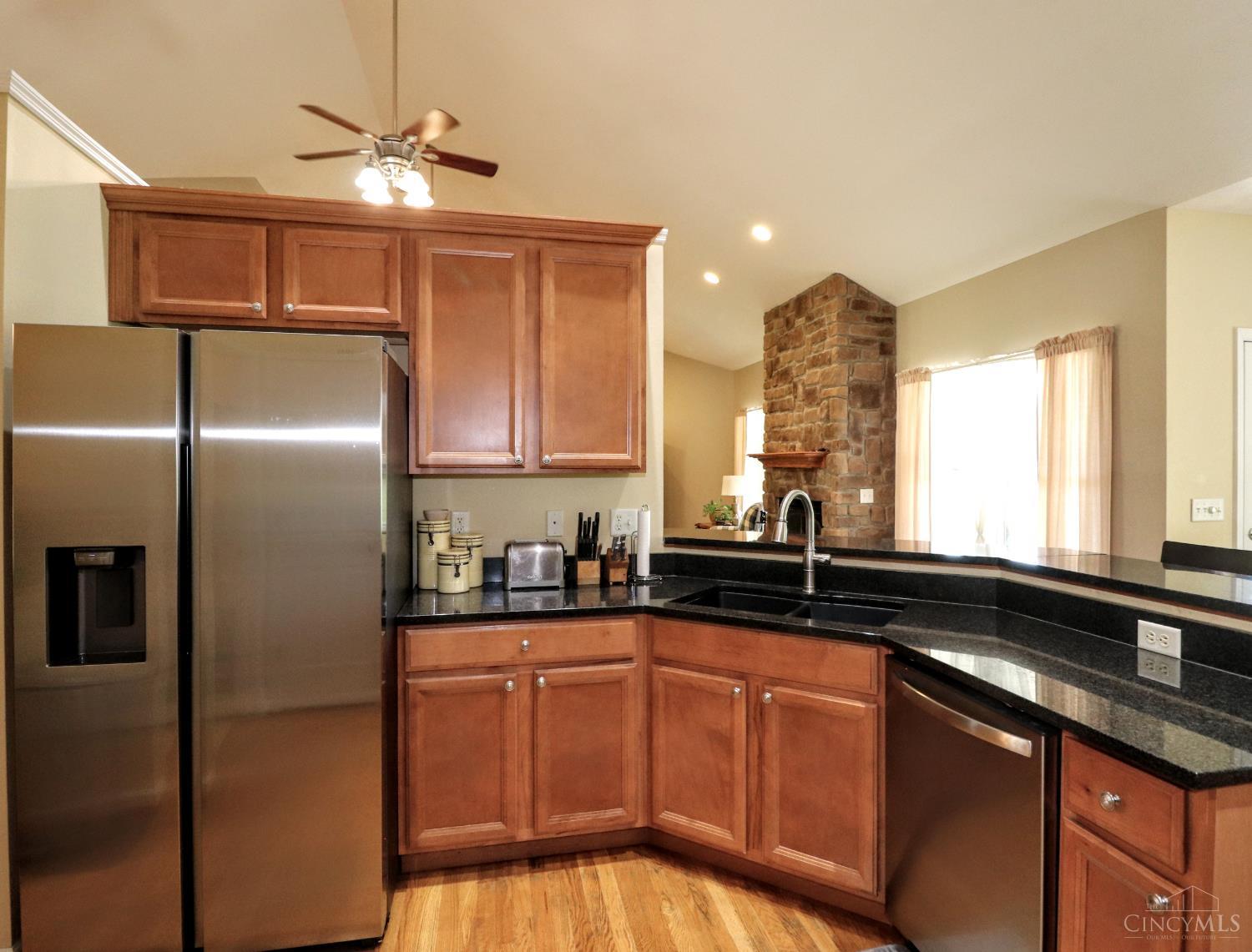 671 Warwick Road Hamilton, OH 45013 - Photo 15 of 99