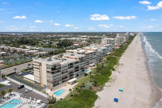 $639,000 | 2725 North Hwy A1A, Unit 304, Indialantic, FL 32903