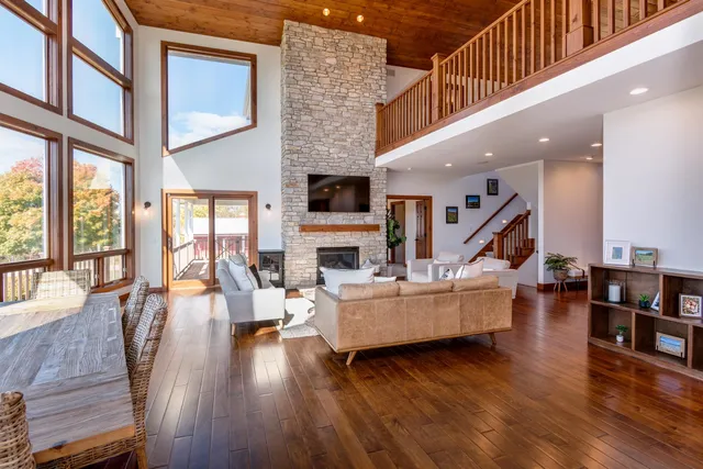 $1,599,000 | 4230 Dalby Road, Black Earth, WI 53515