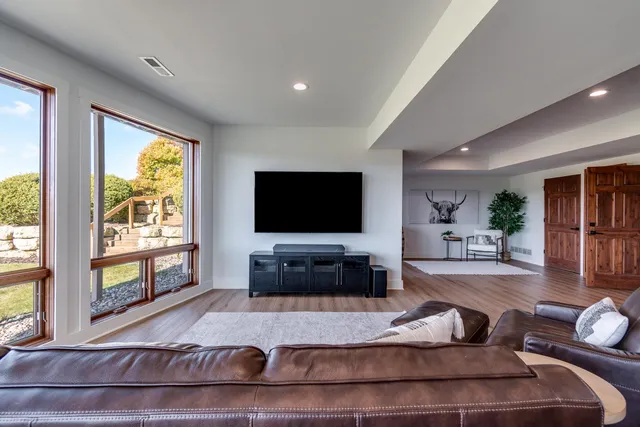 $1,599,000 | 4230 Dalby Road, Black Earth, WI 53515