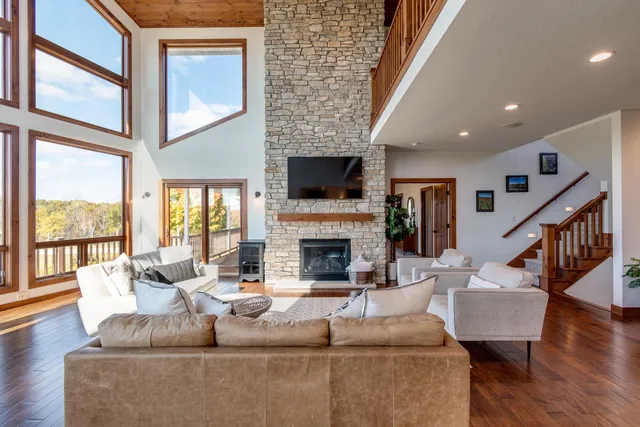 $1,599,000 | 4230 Dalby Road, Black Earth, WI 53515