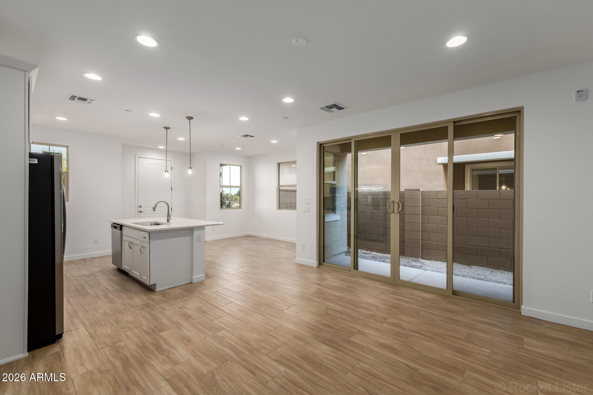 20638 West Thomas Road Buckeye, AZ 85396 - Photo 6 of 33 11 Thomas