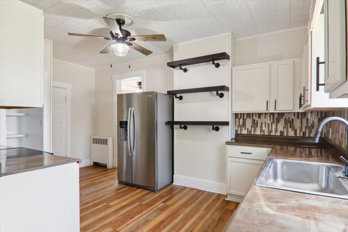3170 North 900 East Road Farmer City, IL 61842 - Photo 4 of 17