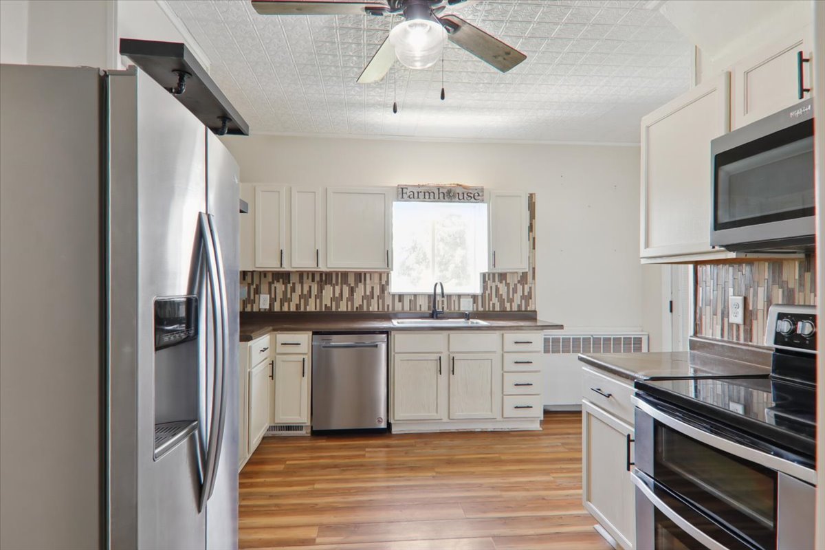 3170 North 900 East Road Farmer City, IL 61842 - Photo 5 of 17