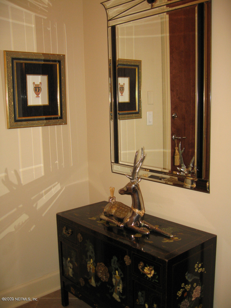 320 First Street, Unit 804 Neptune Beach, FL 32266 - Photo 5 of 31 Foyer