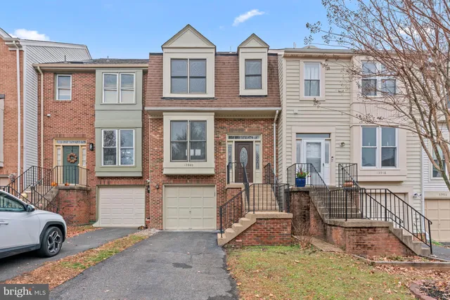 $3,500 | 13920 Baton Rouge Court, Centreville, VA 20121