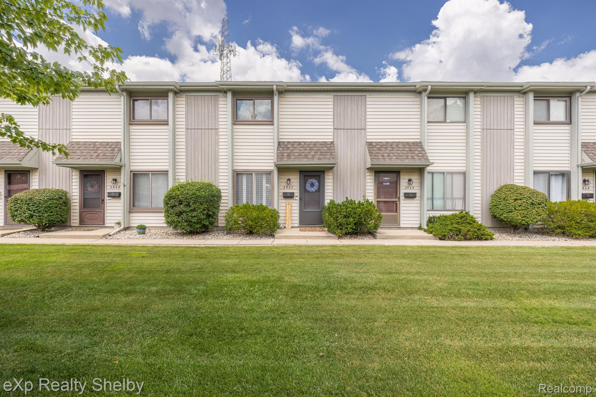 2547 Samoset Road Royal Oak, MI 48073 - Photo 1 of 29