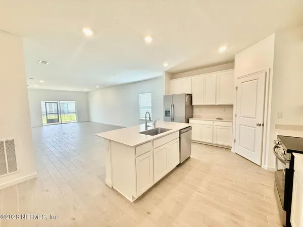 $2,100 | 3016 Raven Trace, Green Cove Springs, FL 32043