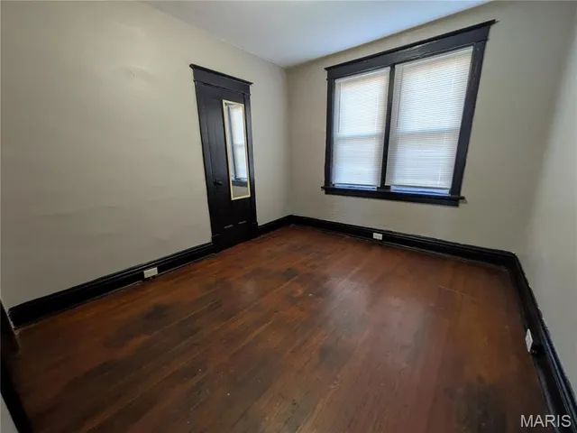 $1,645,000 | 3900 Ray Avenue, St. Louis, MO 63116