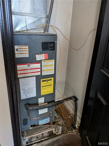 $1,645,000 | 3900 Ray Avenue, St. Louis, MO 63116