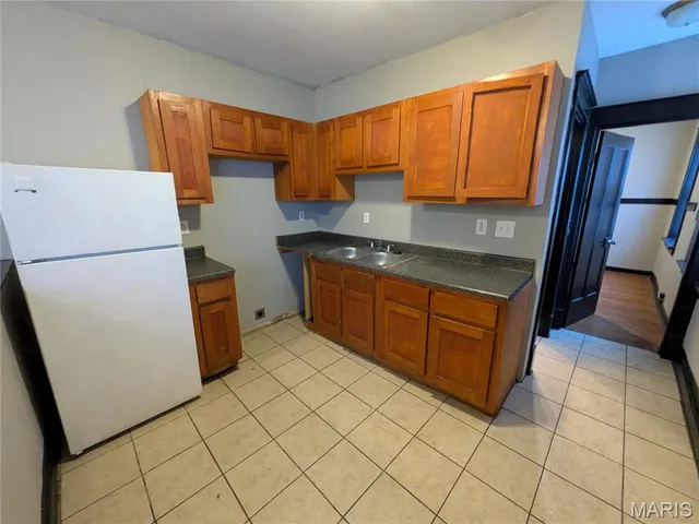 $1,645,000 | 3900 Ray Avenue, St. Louis, MO 63116