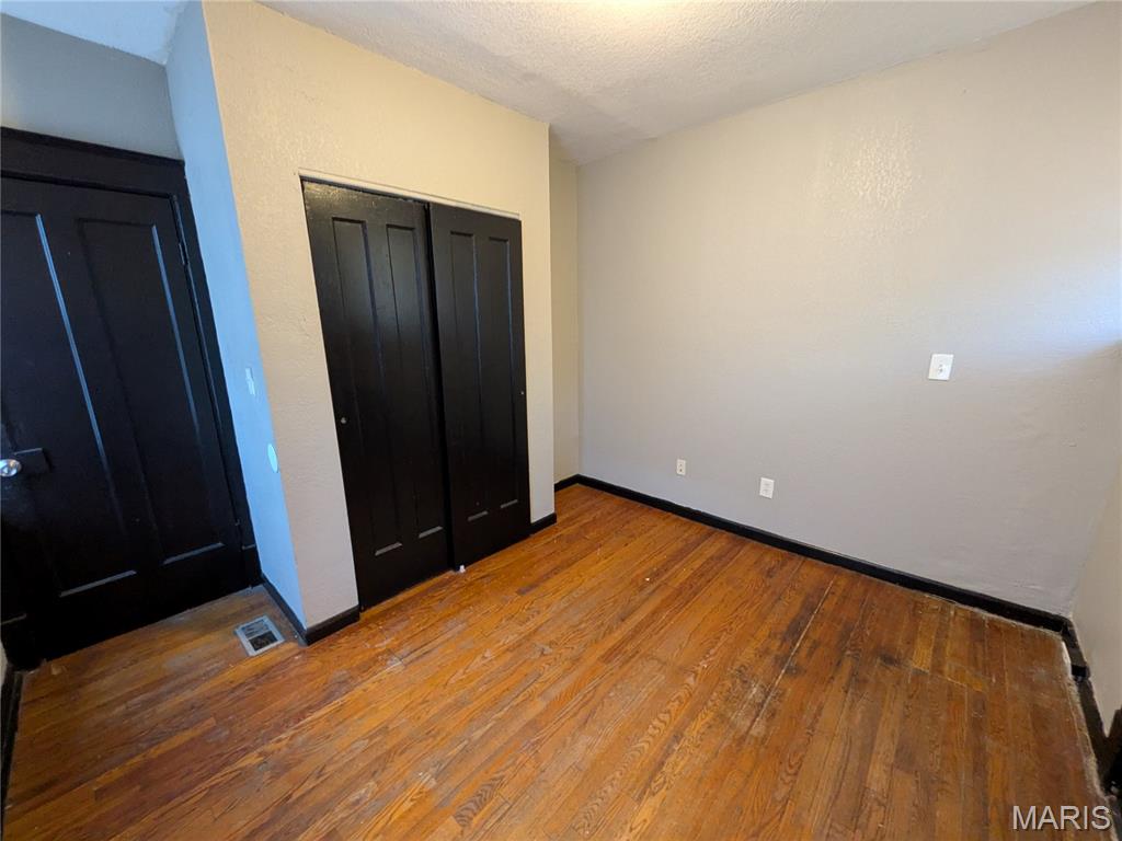 3900 Ray Avenue St. Louis, MO 63116 - Photo 9 of 36