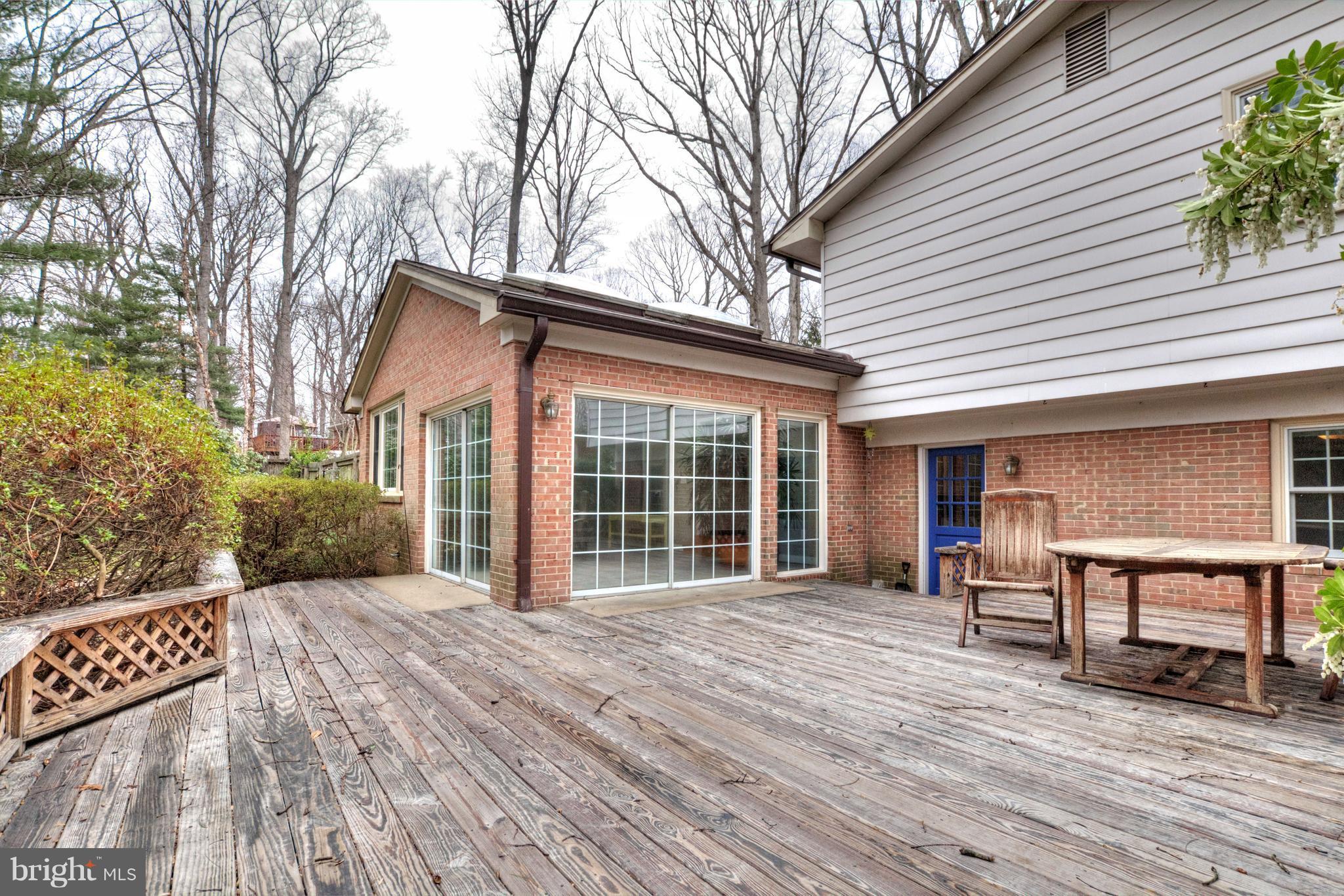 5006 Gunpowder Road Fairfax, VA 22030 - Photo 20 of 26 Exterior (Rear)
