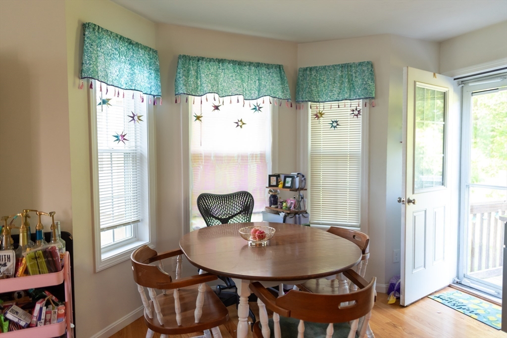91 Riley Road, Unit 91 Tyngsborough, MA 01879 - Photo 5 of 22