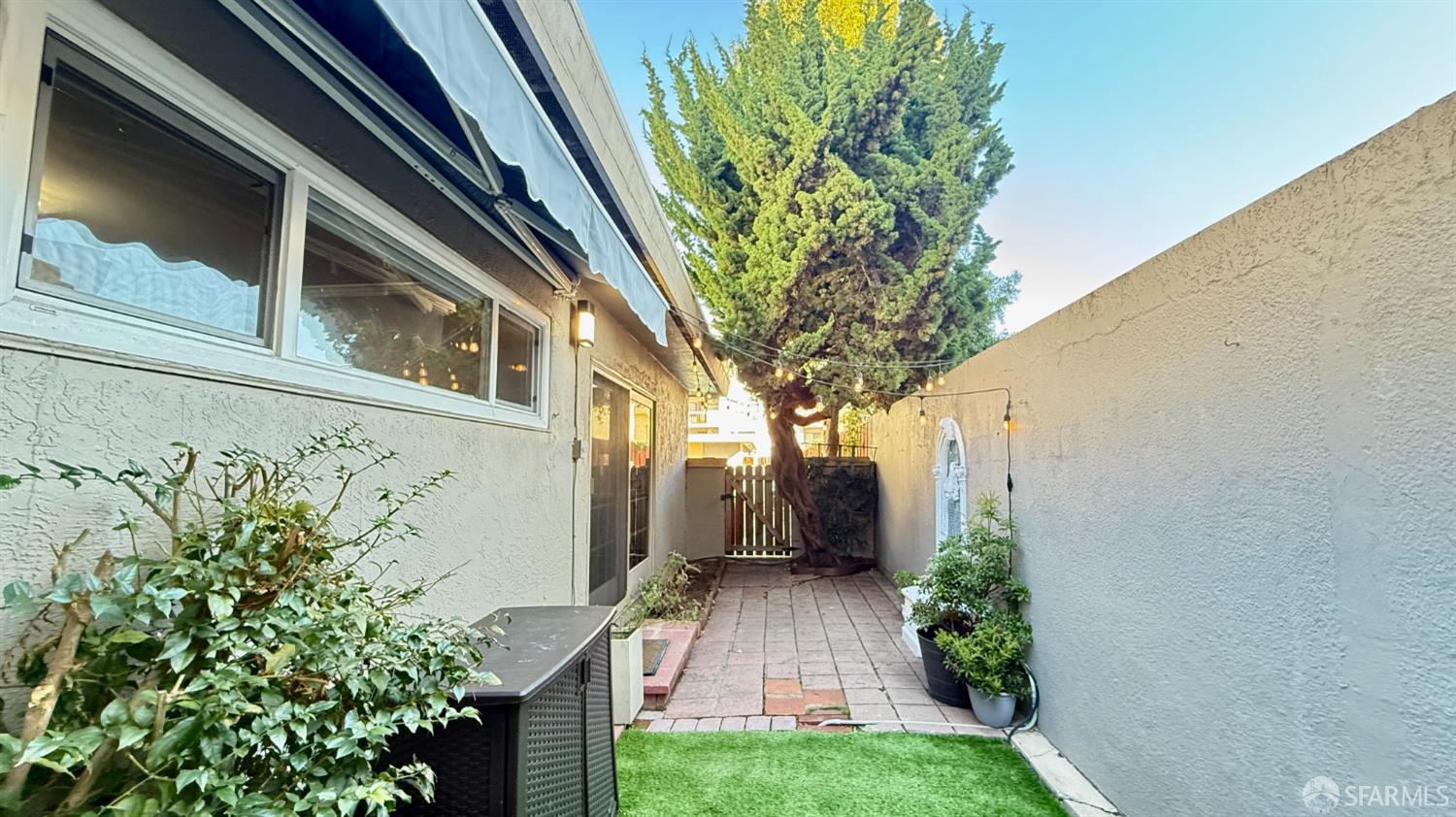 330 Vernon Street, Unit 111 Oakland, CA 94610 - Photo 5 of 8