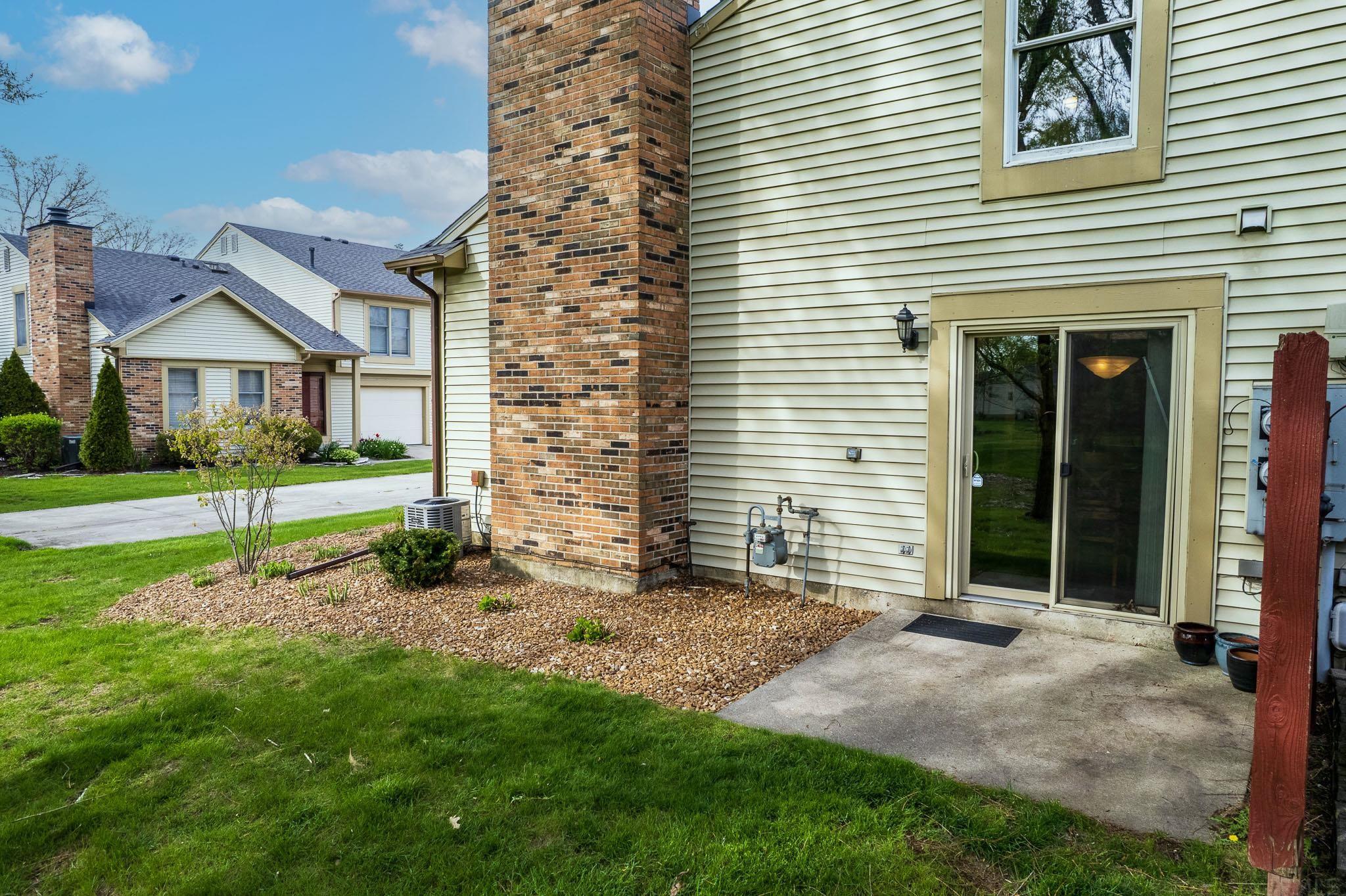 5121 Pinebrook Drive Fort Wayne, IN 46804 - Photo 4 of 32