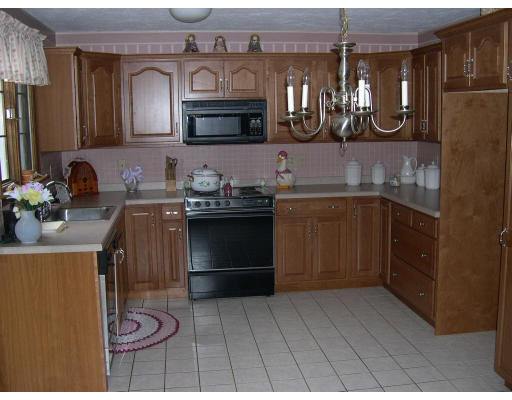 4 A Carpenter Hill Road, Unit 4A Mendon, MA 01756 - Photo 4 of 12 Gallery Image 4