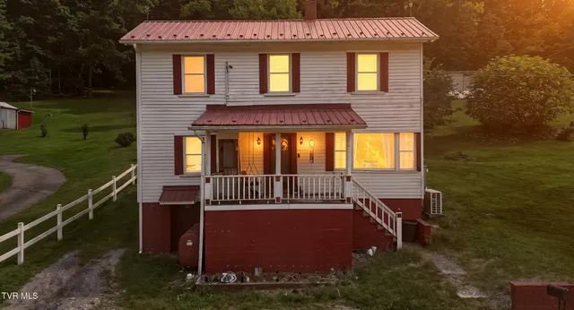 $130,000 | 241 Page Town Road, Saltville, VA 24370