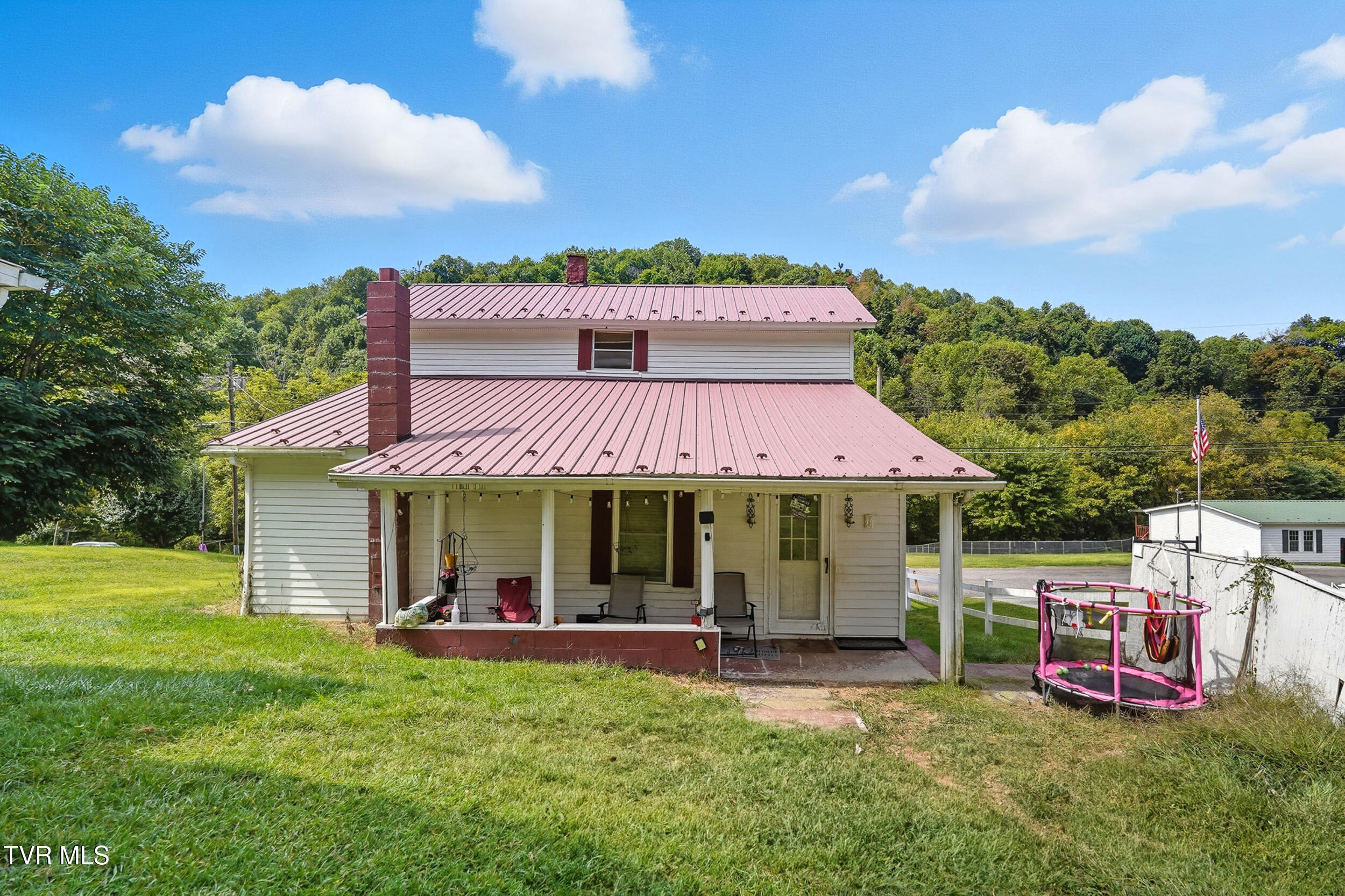 241 Page Town Road Saltville, VA 24370 - Photo 15 of 18 18_dsc03651