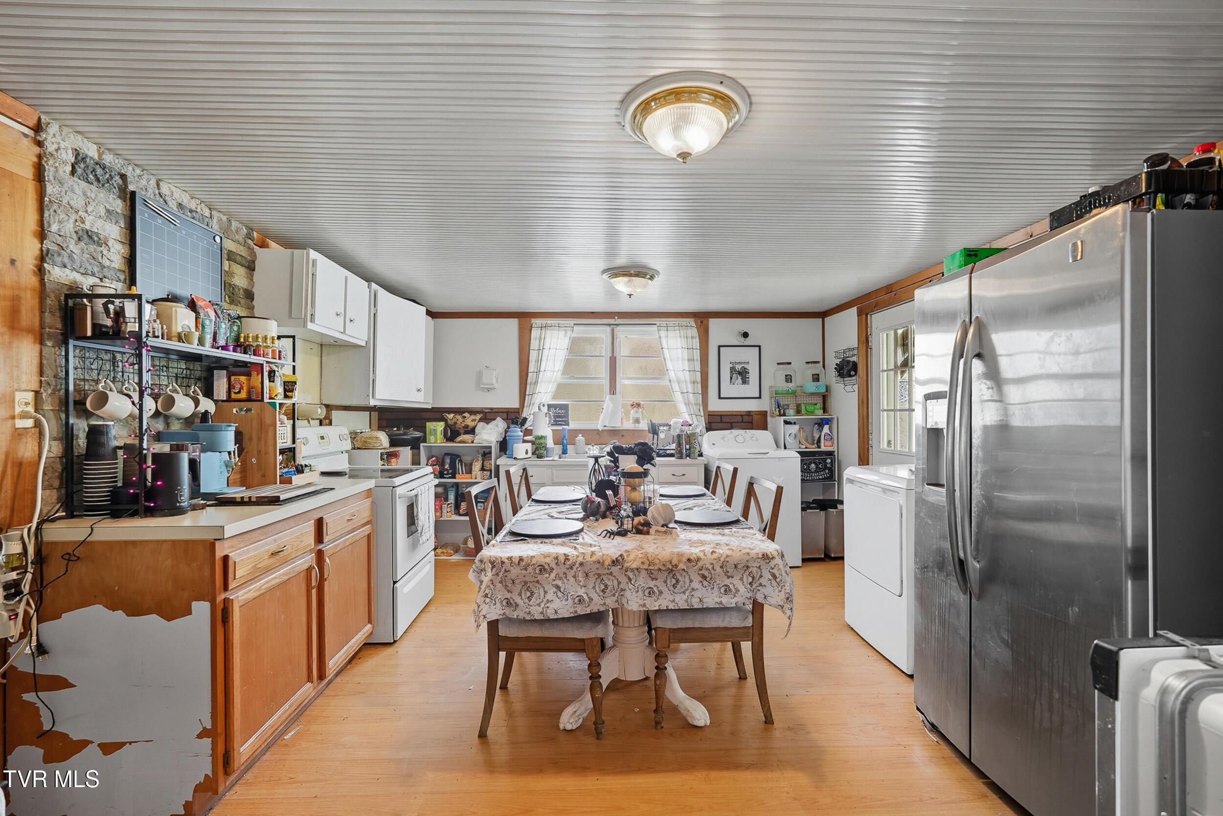 241 Page Town Road Saltville, VA 24370 - Photo 7 of 18 9_dsc03621