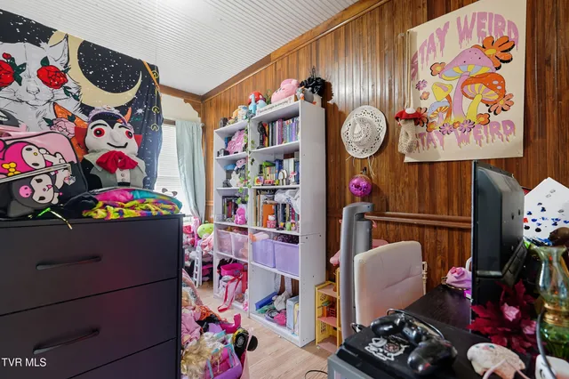 $130,000 | 241 Page Town Road, Saltville, VA 24370