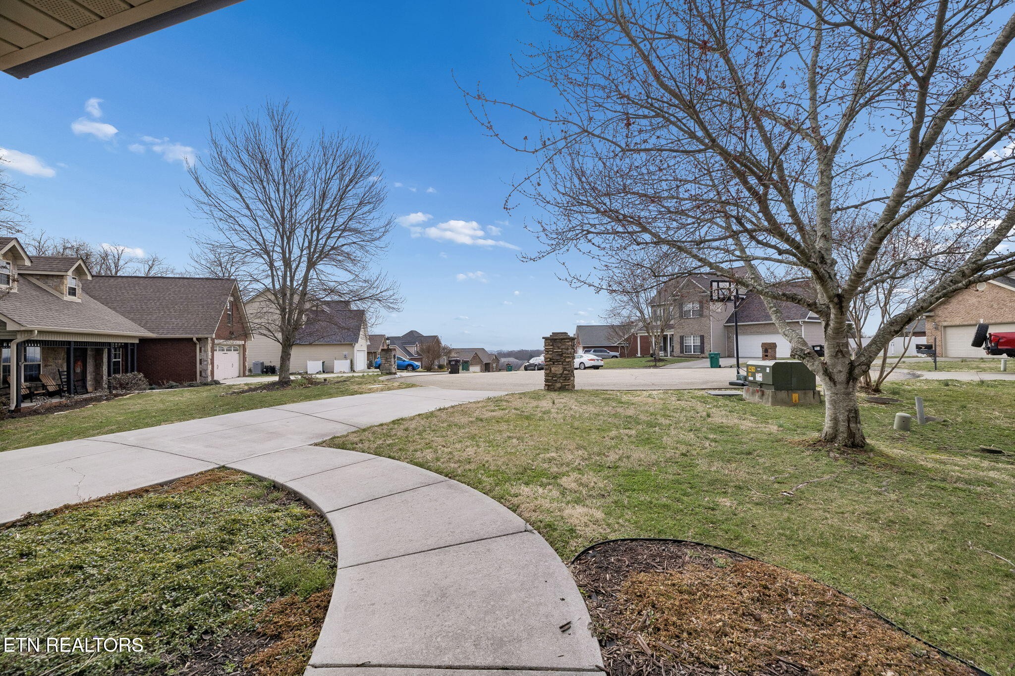 6200 Lantern Ridge Lane Knoxville, TN 37921 - Photo 9 of 52 Gallery Image 9