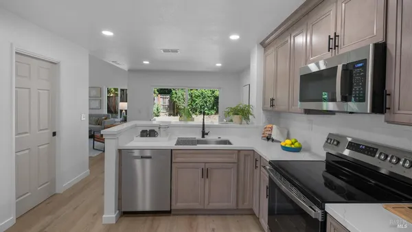 $649,000 | 873 Knights Circle, Vallejo, CA 94591