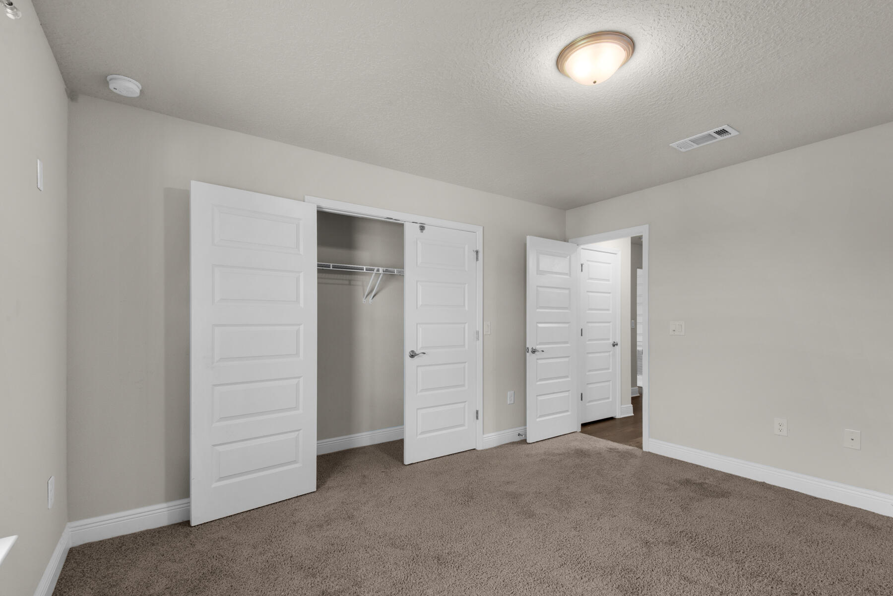 2017 Broad Street Crestview, FL 32536 - Photo 31 of 49 2017 Broad St_20250929_170