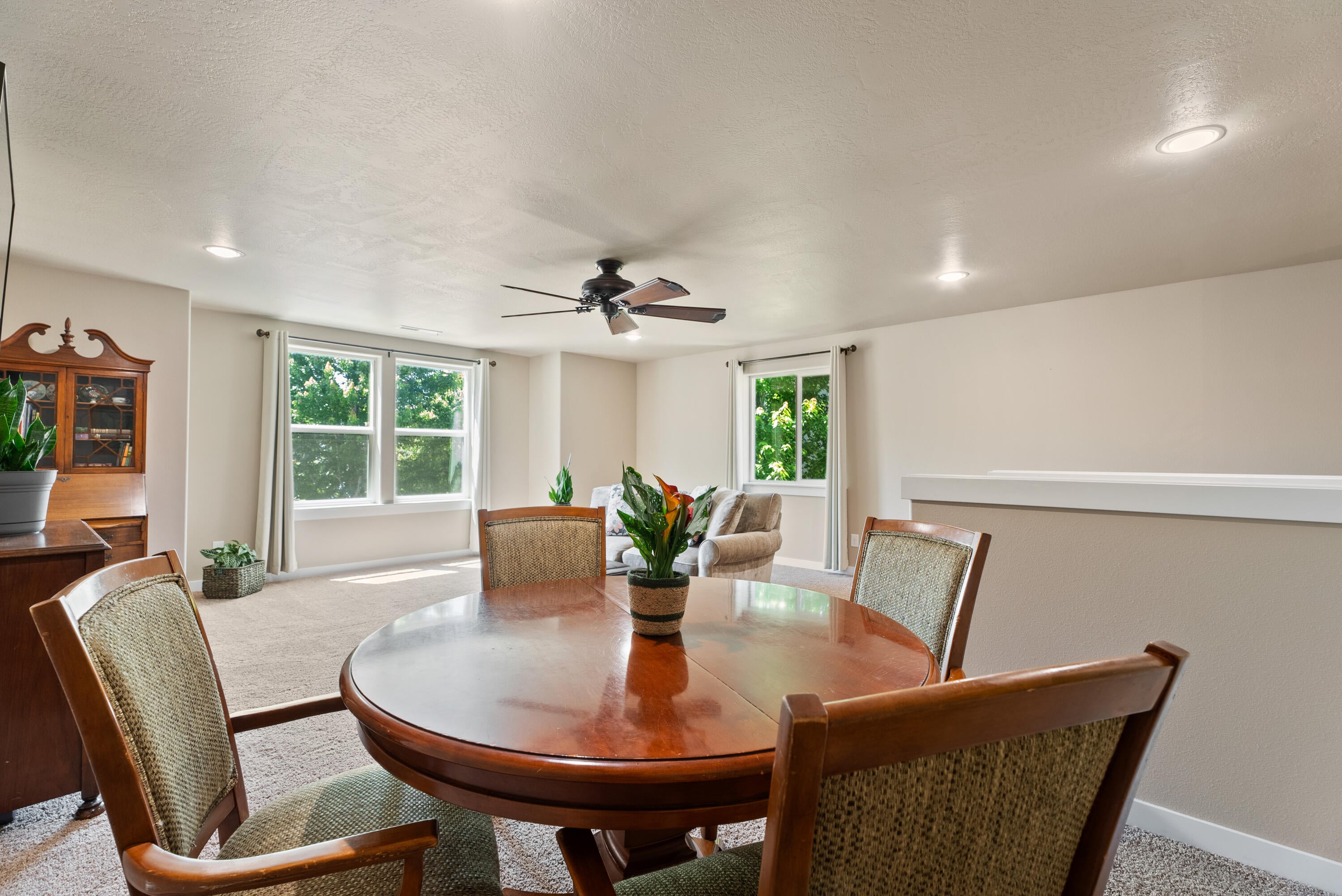 482 North Village Meadows Road Sisters, OR 97759 - Photo 17 of 34 51-print-Riley Visuals-51