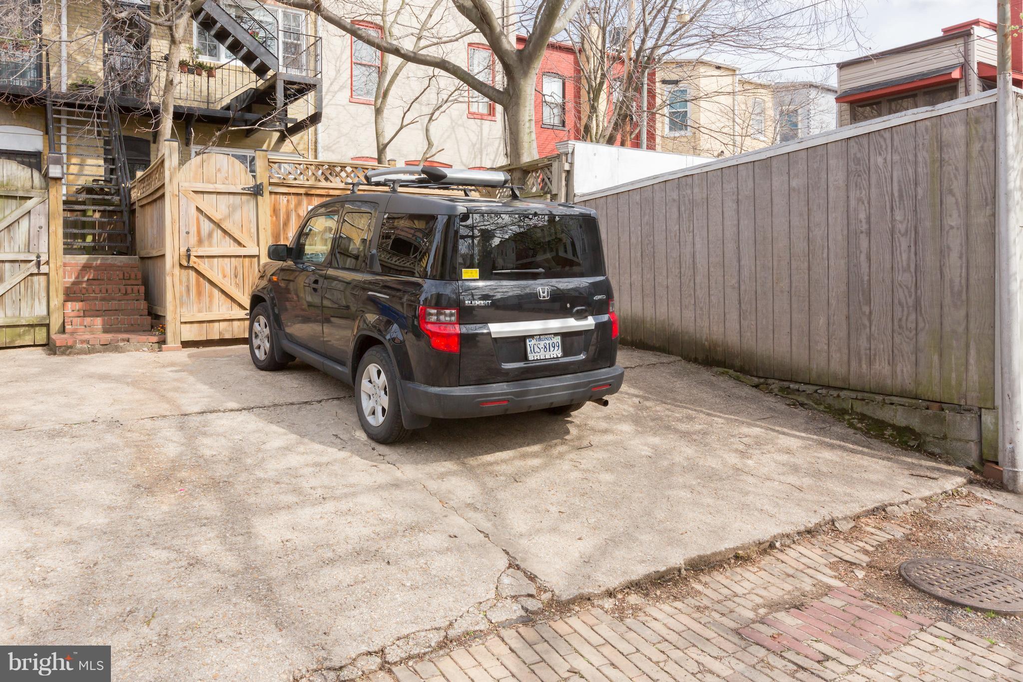 437 2nd Street Southeast, Unit 2B Washington, DC 20003 - Photo 19 of 20 a view of parking garage