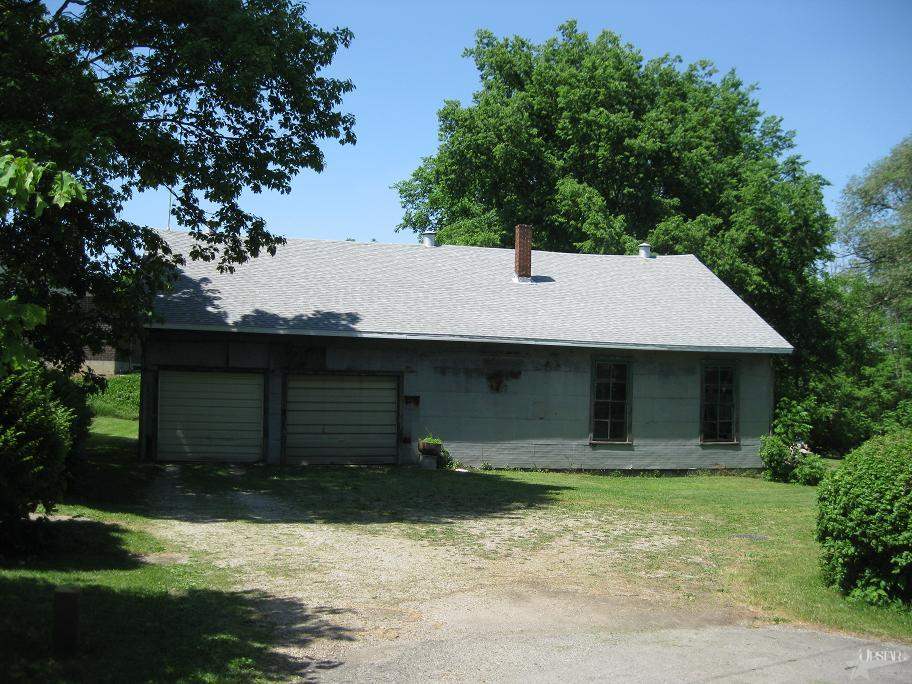 119 East Rugg Street Decatur, IN 46733 - Photo 2 of 2