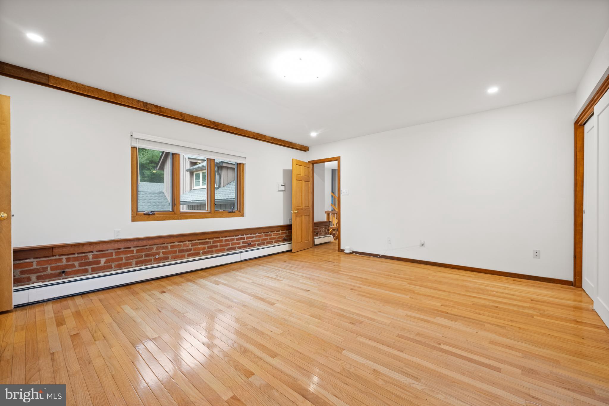 734 Brooke Road Wayne, PA 19087 - Photo 42 of 50 large 2nd bedroom with closet